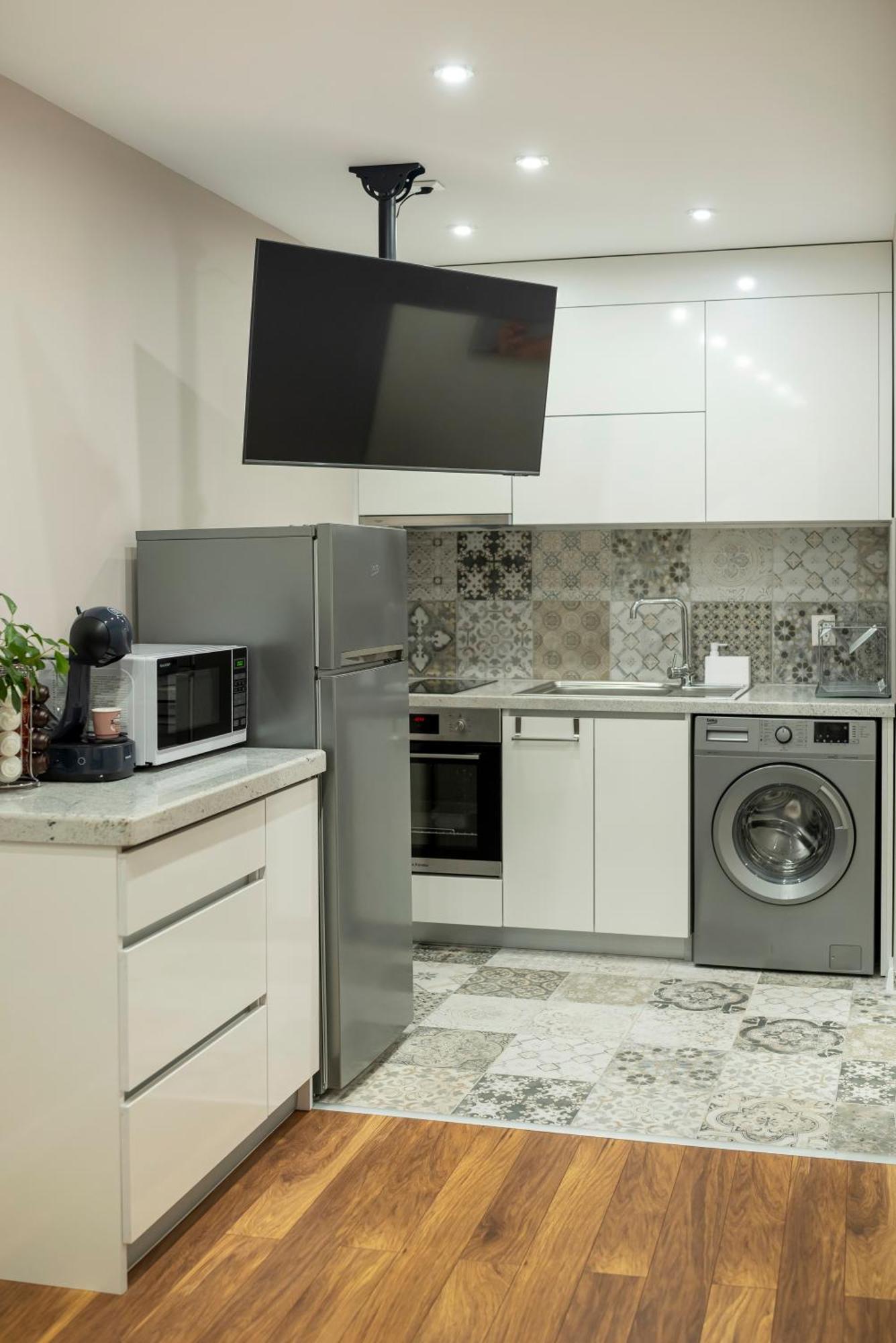 Mdm Apartment City Center Felicita Deluxe Ruse Esterno foto
