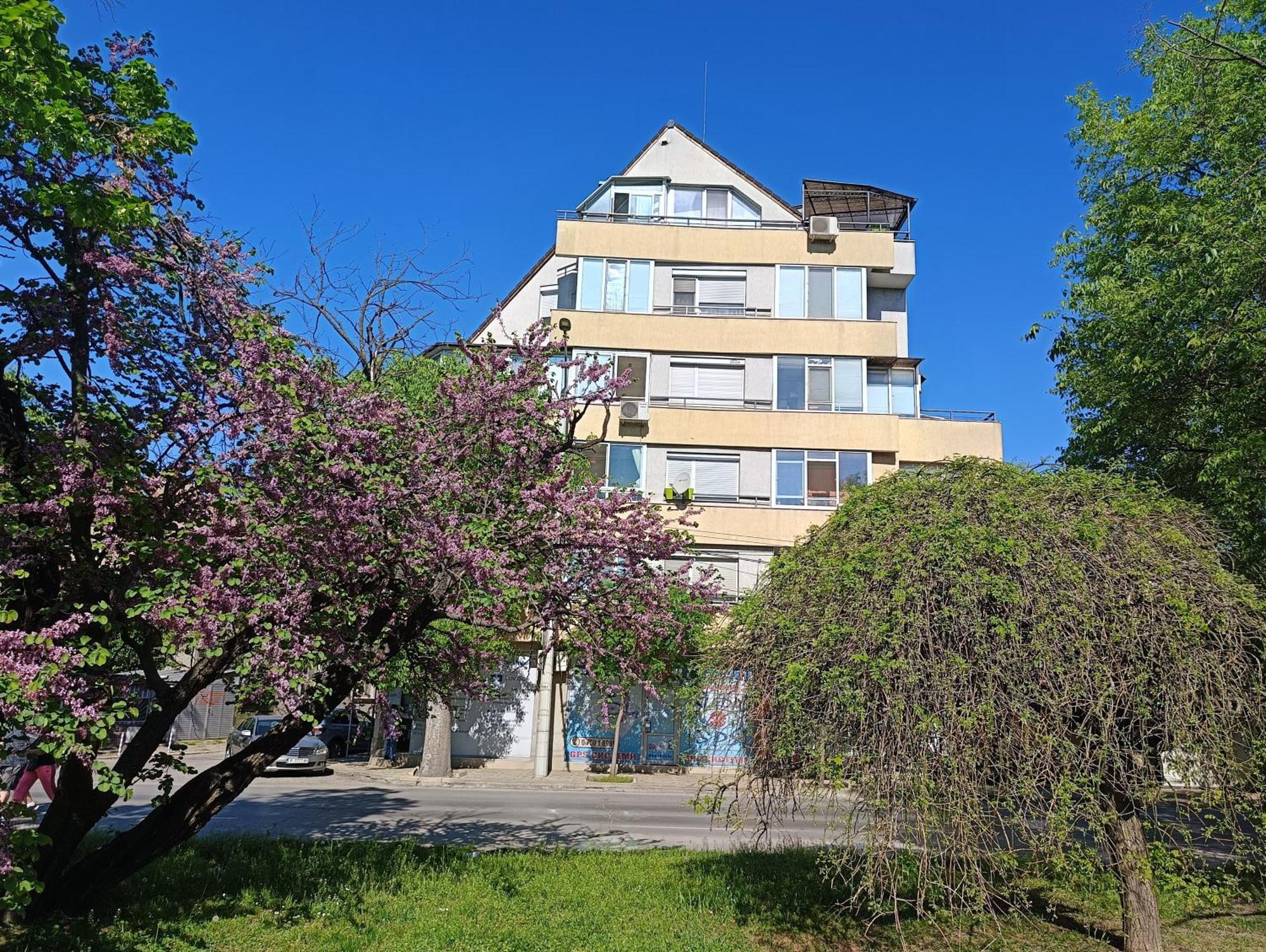 Mdm Apartment City Center Felicita Deluxe Ruse Esterno foto